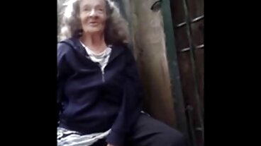 האחות פורנו לצפייה בחינם קיקי דייר